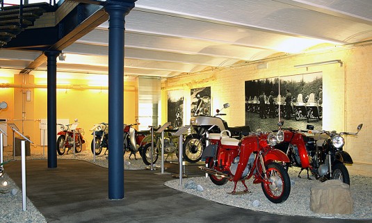 Motorradmuseum – Backlights